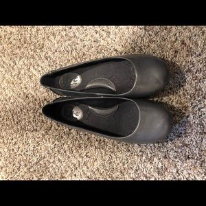 BOC brand flats size 8 worn a few times